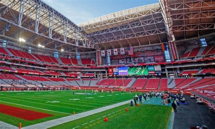 Discover the Capacity of State Farm Stadium